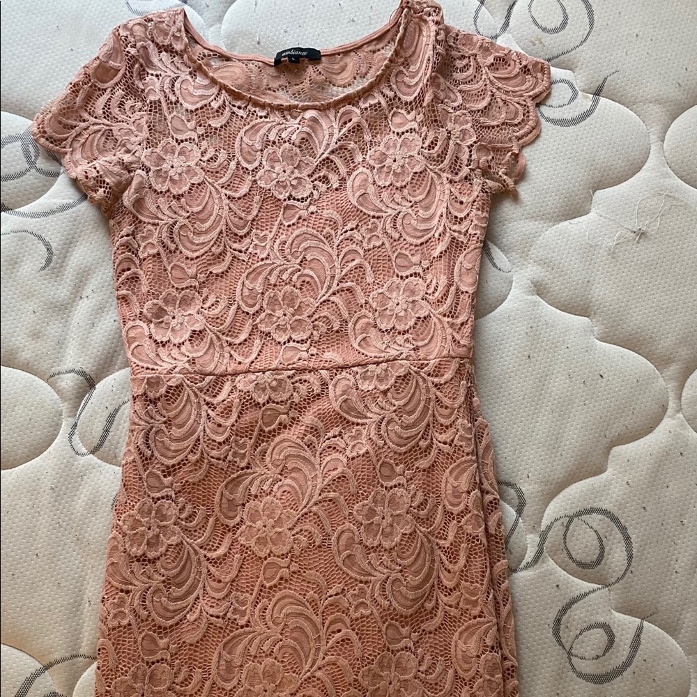 Pink Lace Body con dress